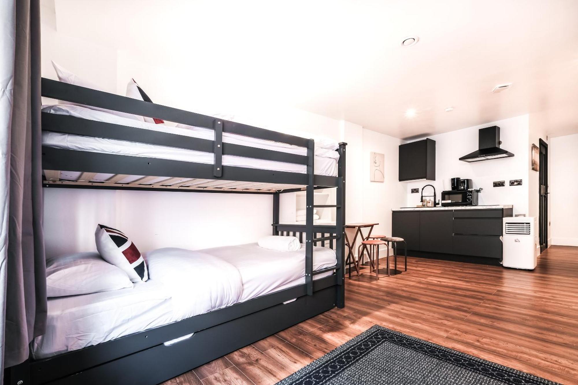 לונדון Spacious Apartment In Piccadilly Sleep 6 Vrb מראה חיצוני תמונה
